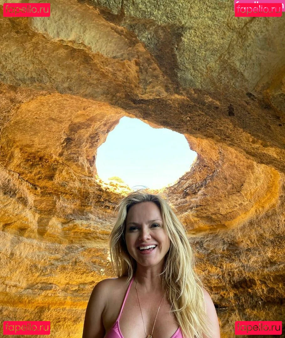 Eliana Onlyfans Photo Gallery 