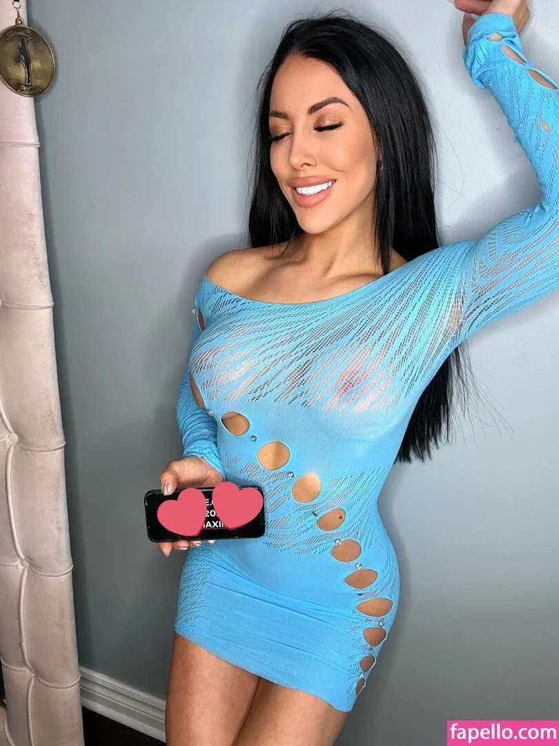 Marie Maxime Onlyfans Photo Gallery 