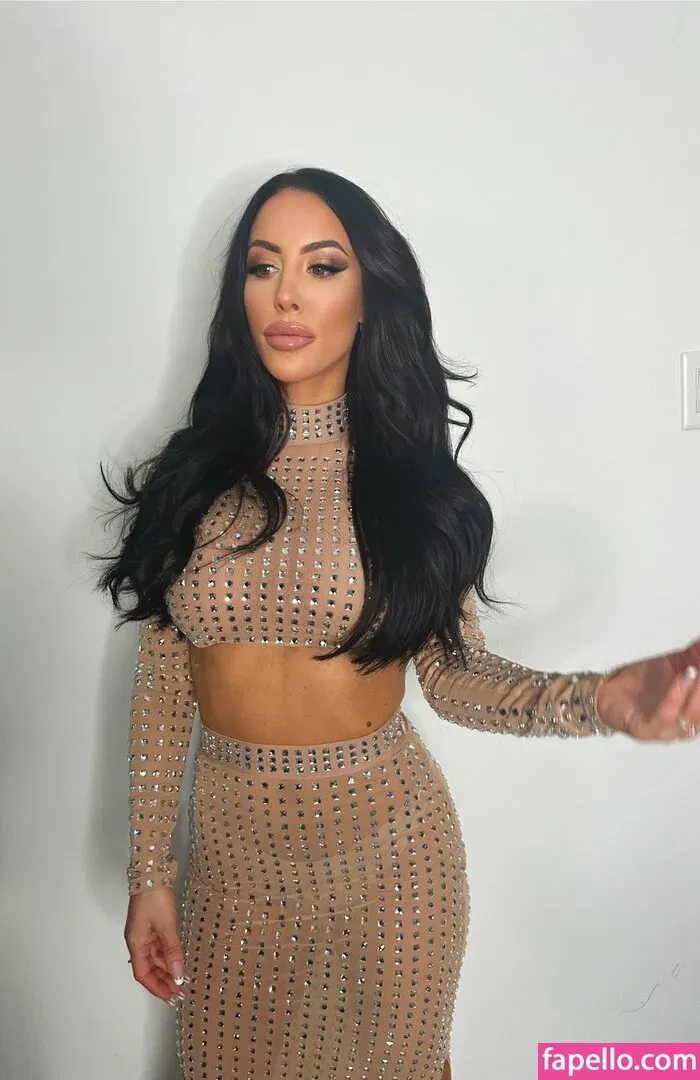 Marie Maxime Onlyfans Photo Gallery 