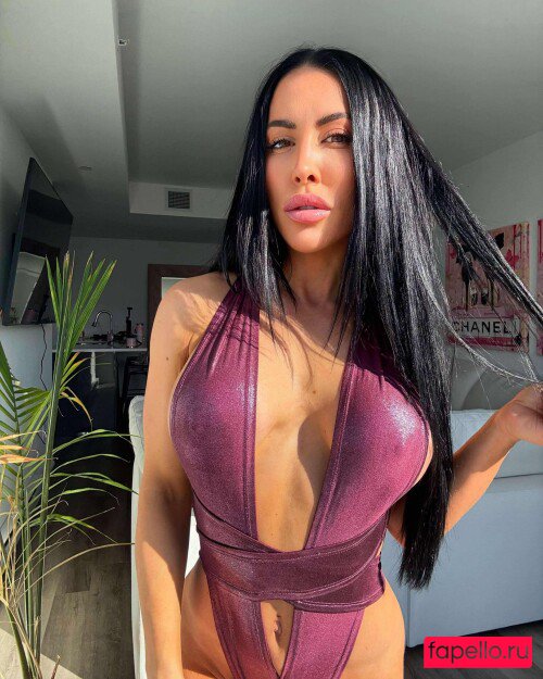 Marie Maxime Onlyfans Photo Gallery 