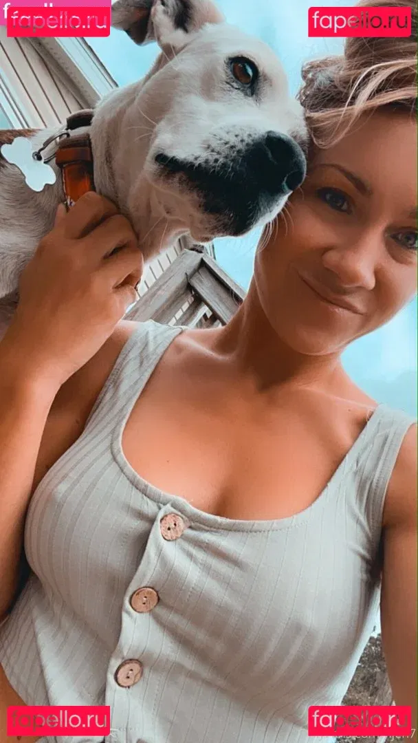 Huntress Jen Onlyfans Photo Gallery 