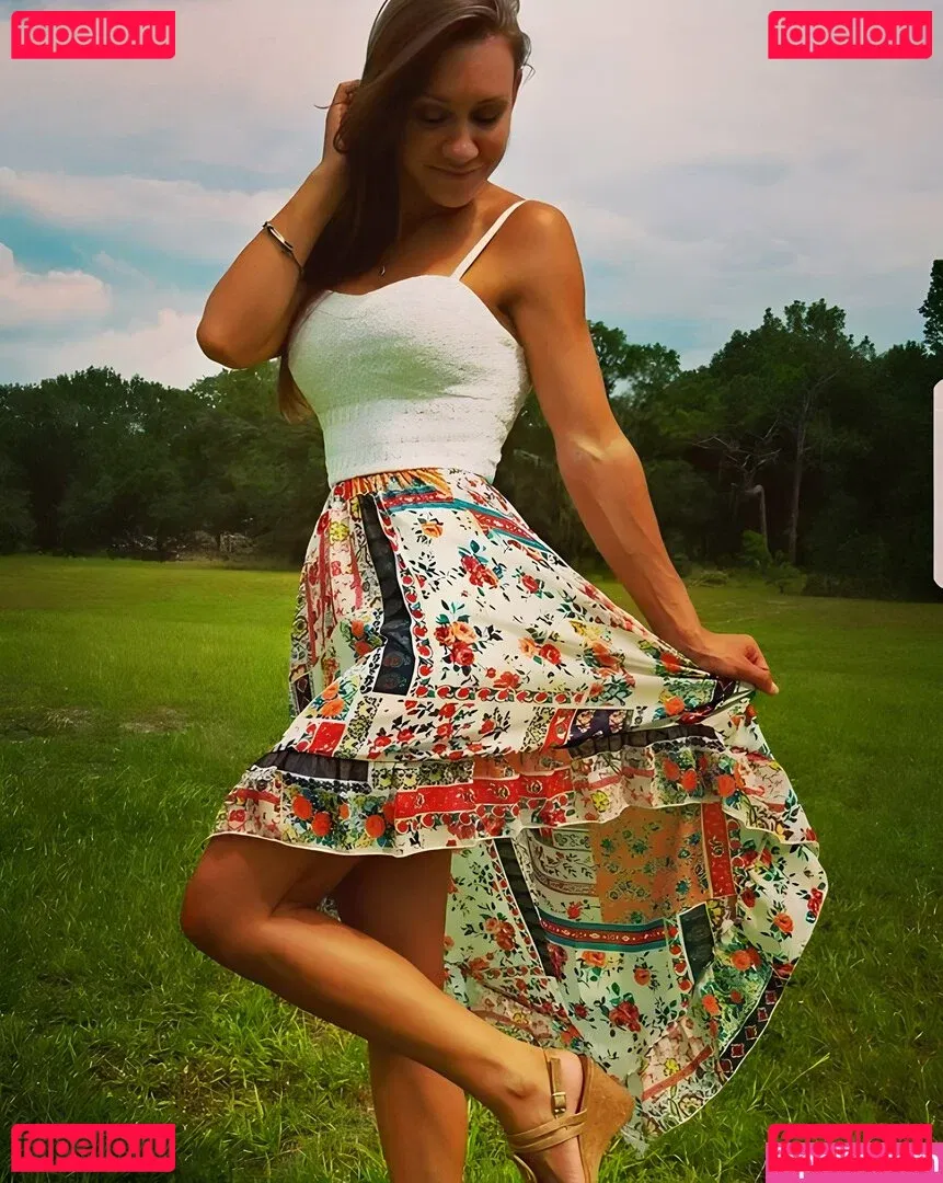 Huntress Jen Onlyfans Photo Gallery 