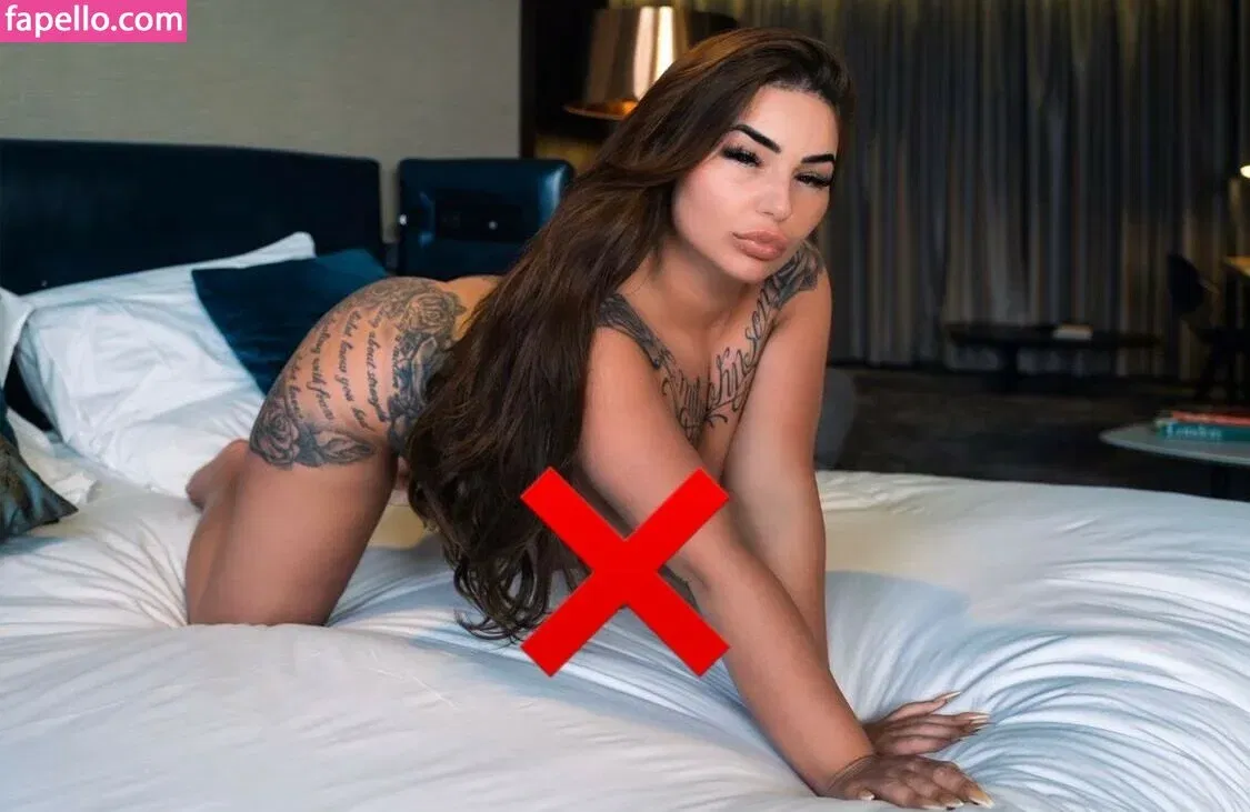 Miakanayuri Onlyfans Photo Gallery 