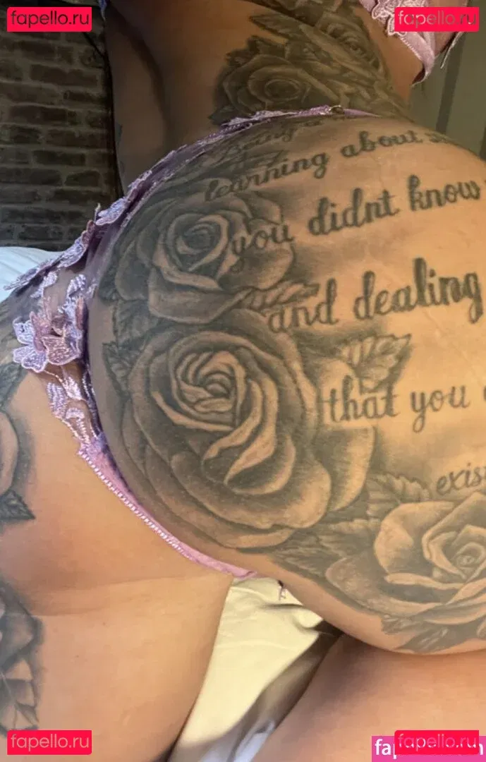 Miakanayuri Onlyfans Photo Gallery 