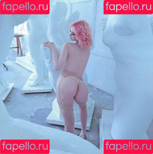 Miakanayuri Onlyfans Photo Gallery 