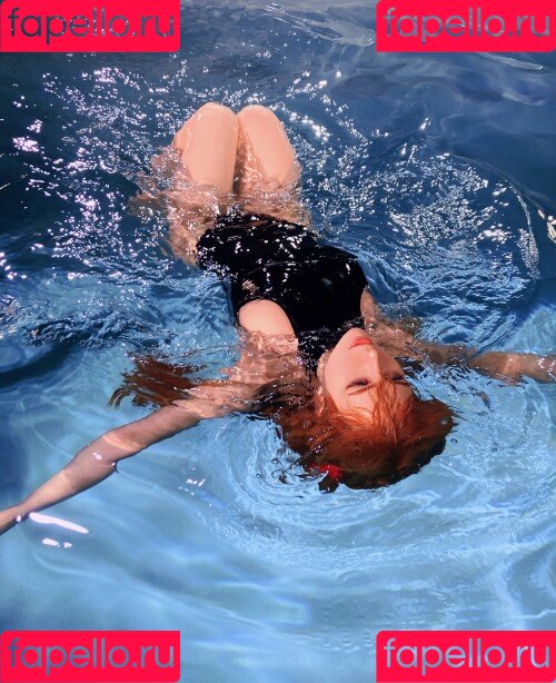 Miakanayuri Onlyfans Photo Gallery 