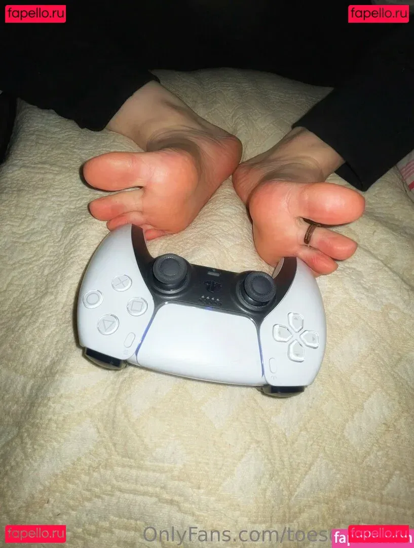 toesonglitter Onlyfans Photo Gallery 