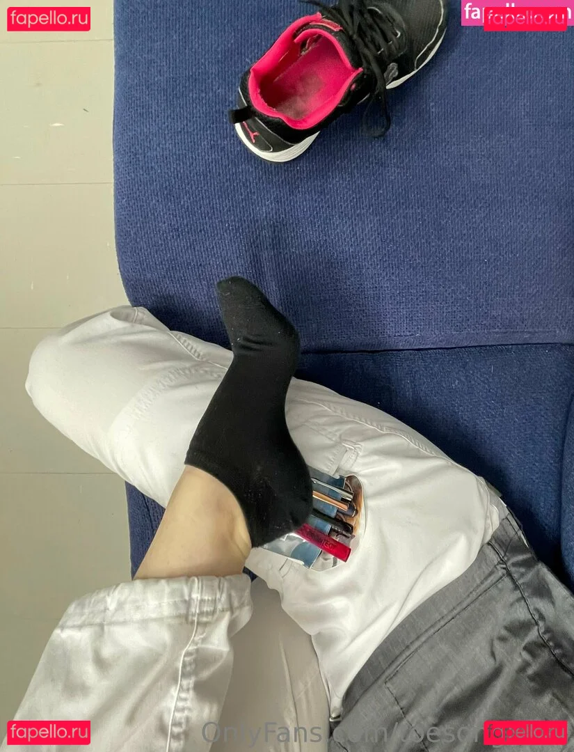 toesonglitter Onlyfans Photo Gallery 