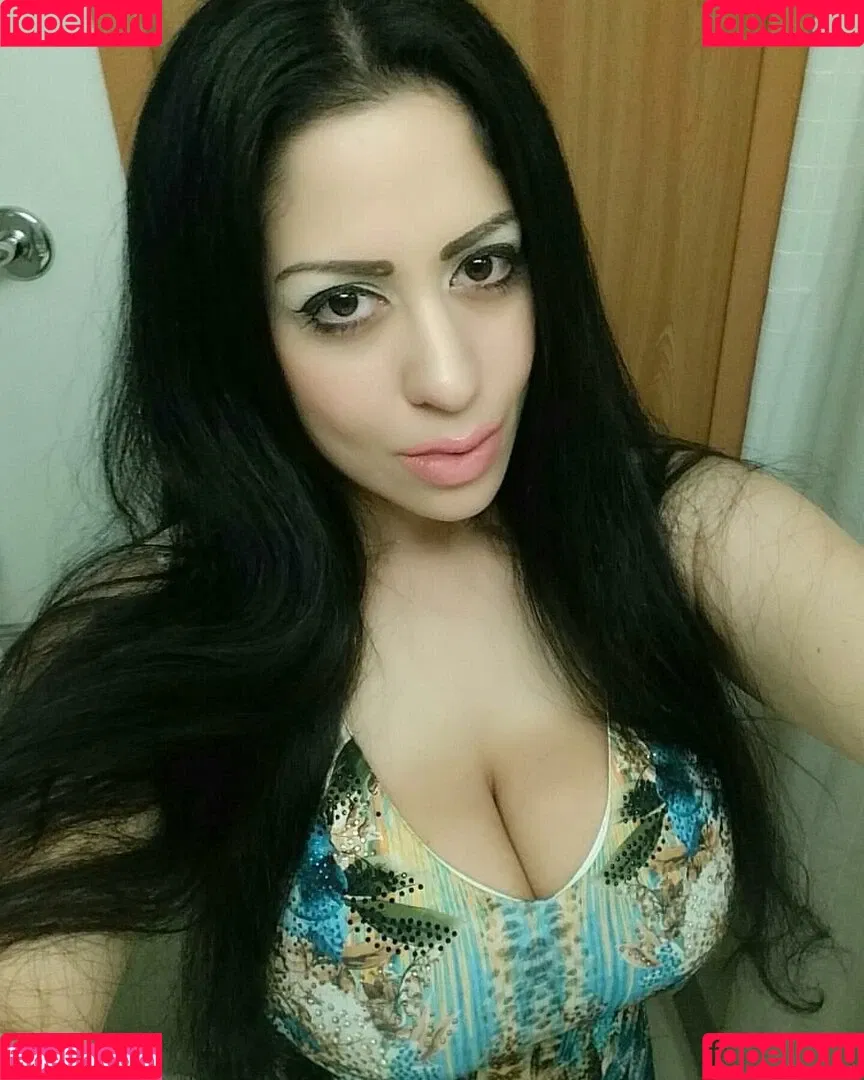 Jennifer Cortez Onlyfans Photo Gallery 