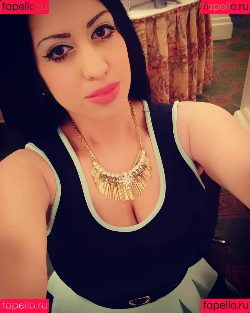 Jennifer Cortez Onlyfans Photo Gallery 