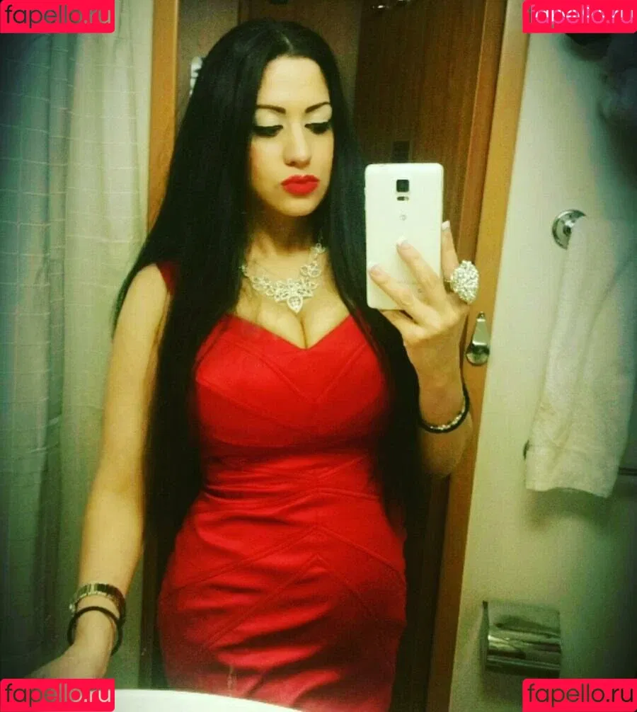 Jennifer Cortez Onlyfans Photo Gallery 