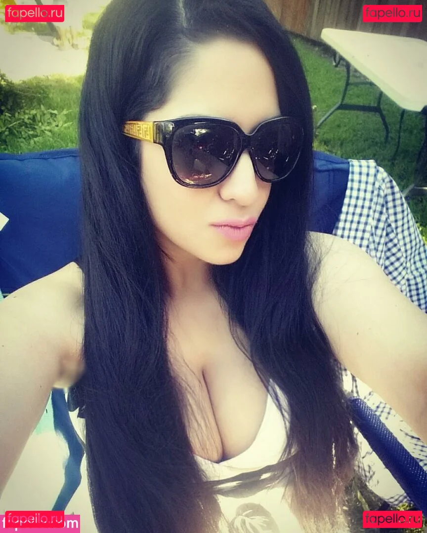 Jennifer Cortez Onlyfans Photo Gallery 