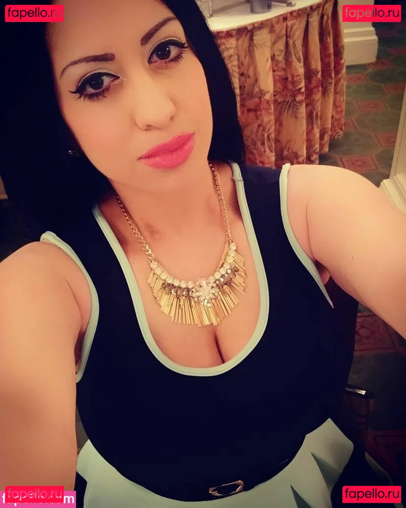 Jennifer Cortez Onlyfans Photo Gallery 