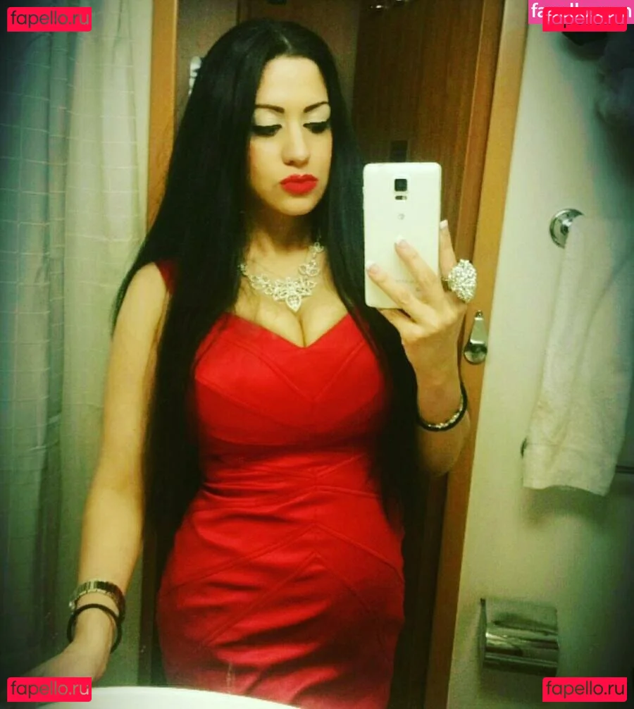 Jennifer Cortez Onlyfans Photo Gallery 