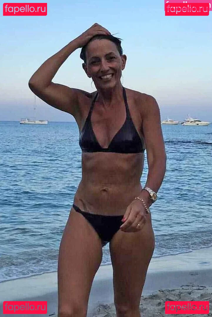 Davina McCall Onlyfans Photo Gallery 