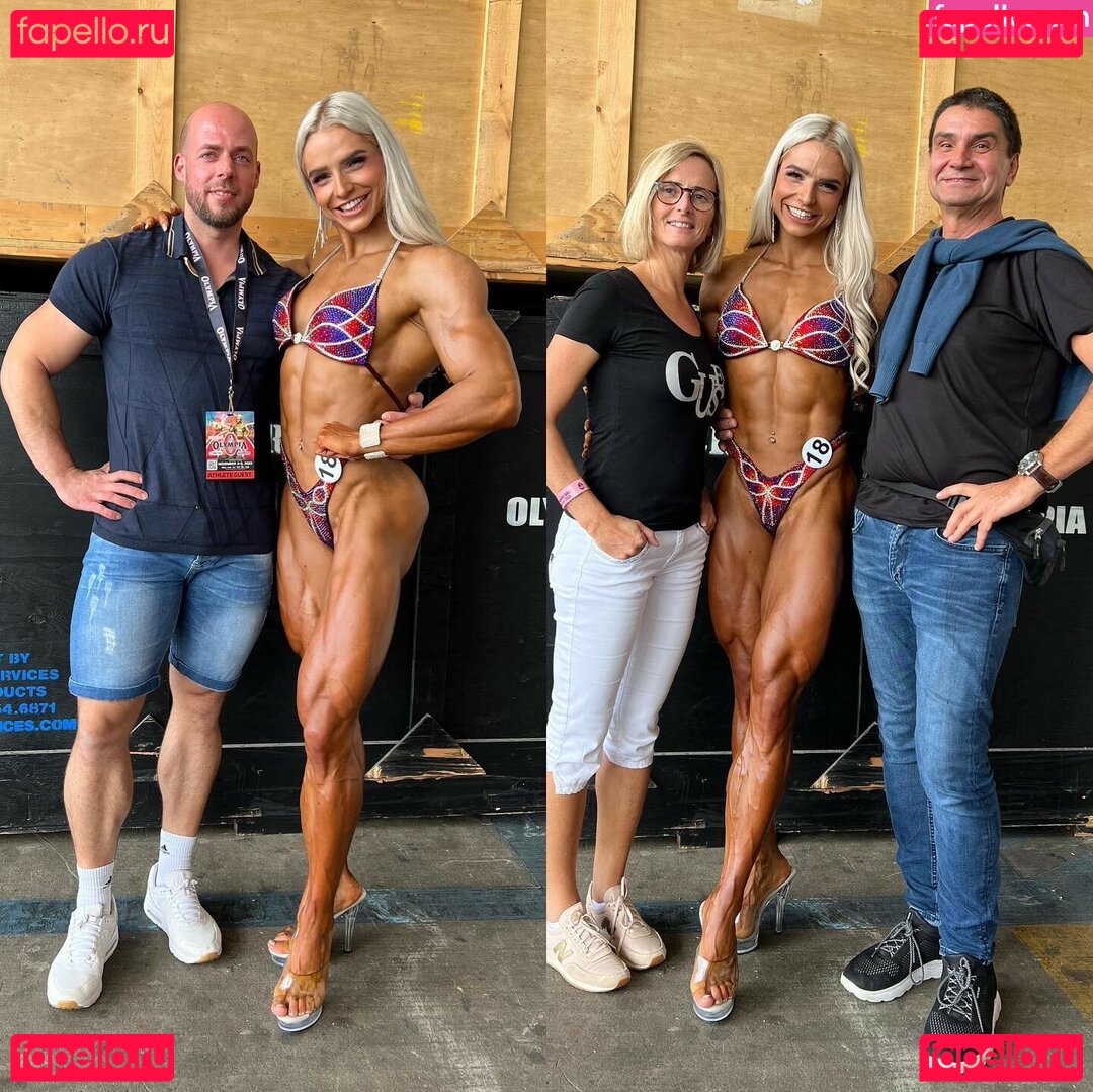 Lena Ramsteiner Nude Onlyfans Photo 44