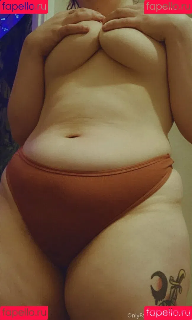 w33d.bby Onlyfans Photo Gallery 
