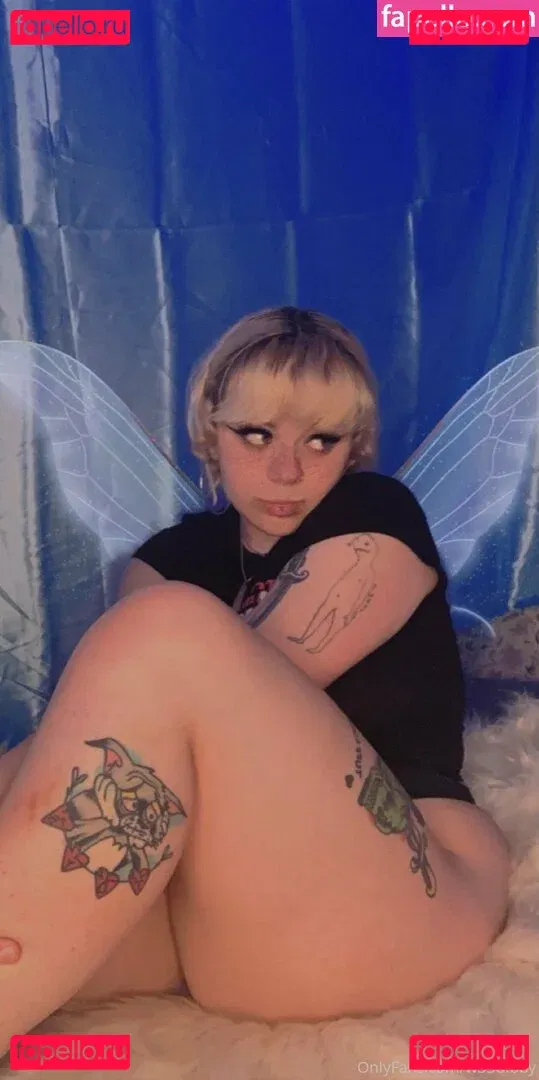 w33d.bby Onlyfans Photo Gallery 