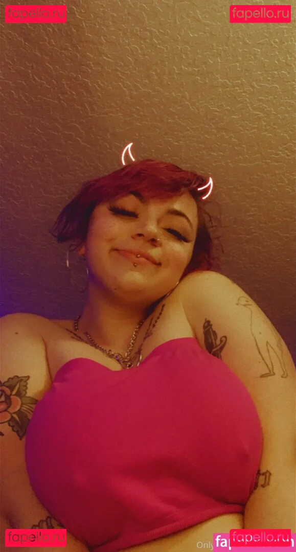 w33d.bby Onlyfans Photo Gallery 