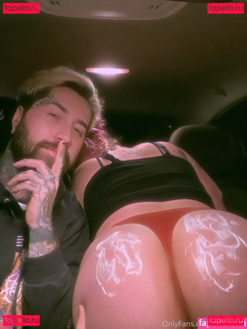 w33d.bby Onlyfans Photo Gallery 