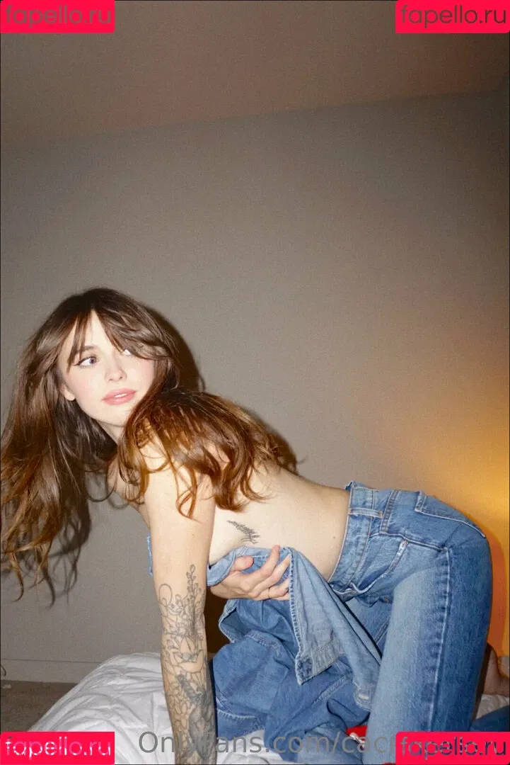 Acacia Kersey Onlyfans Photo Gallery 