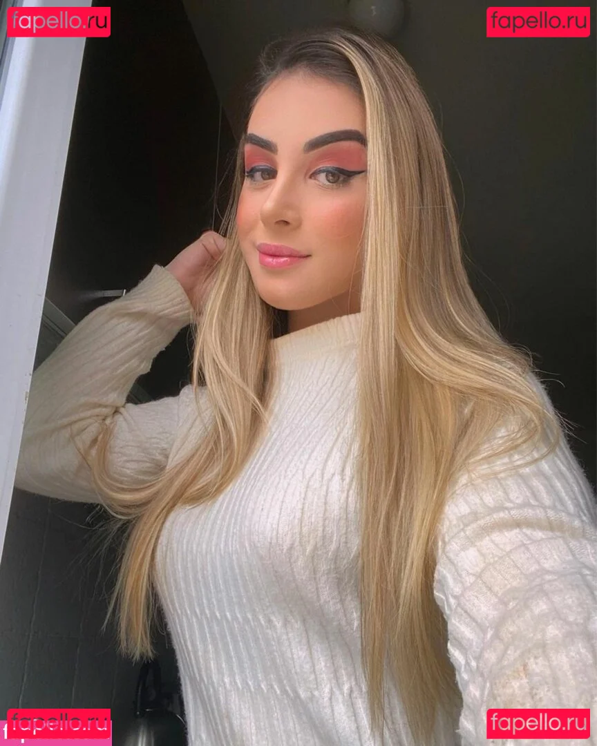 Elloah Guedes Onlyfans Photo Gallery 