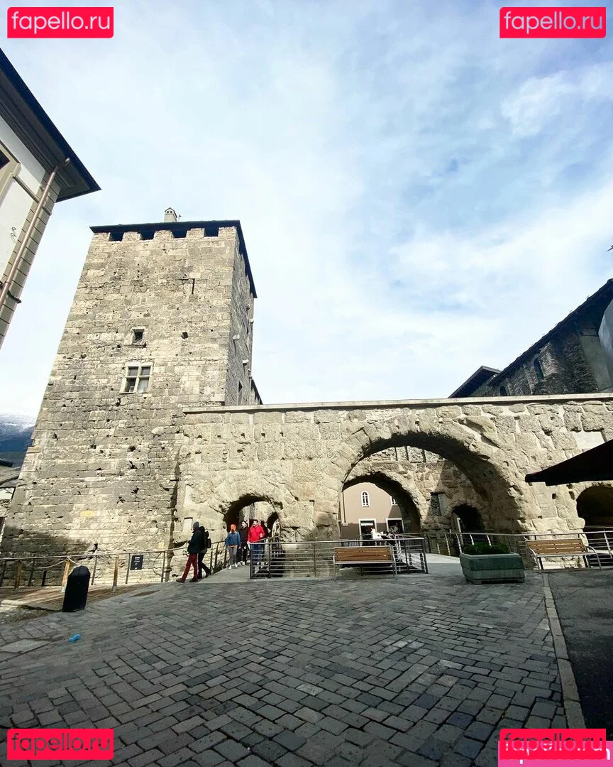 Elloah Guedes Onlyfans Photo Gallery 