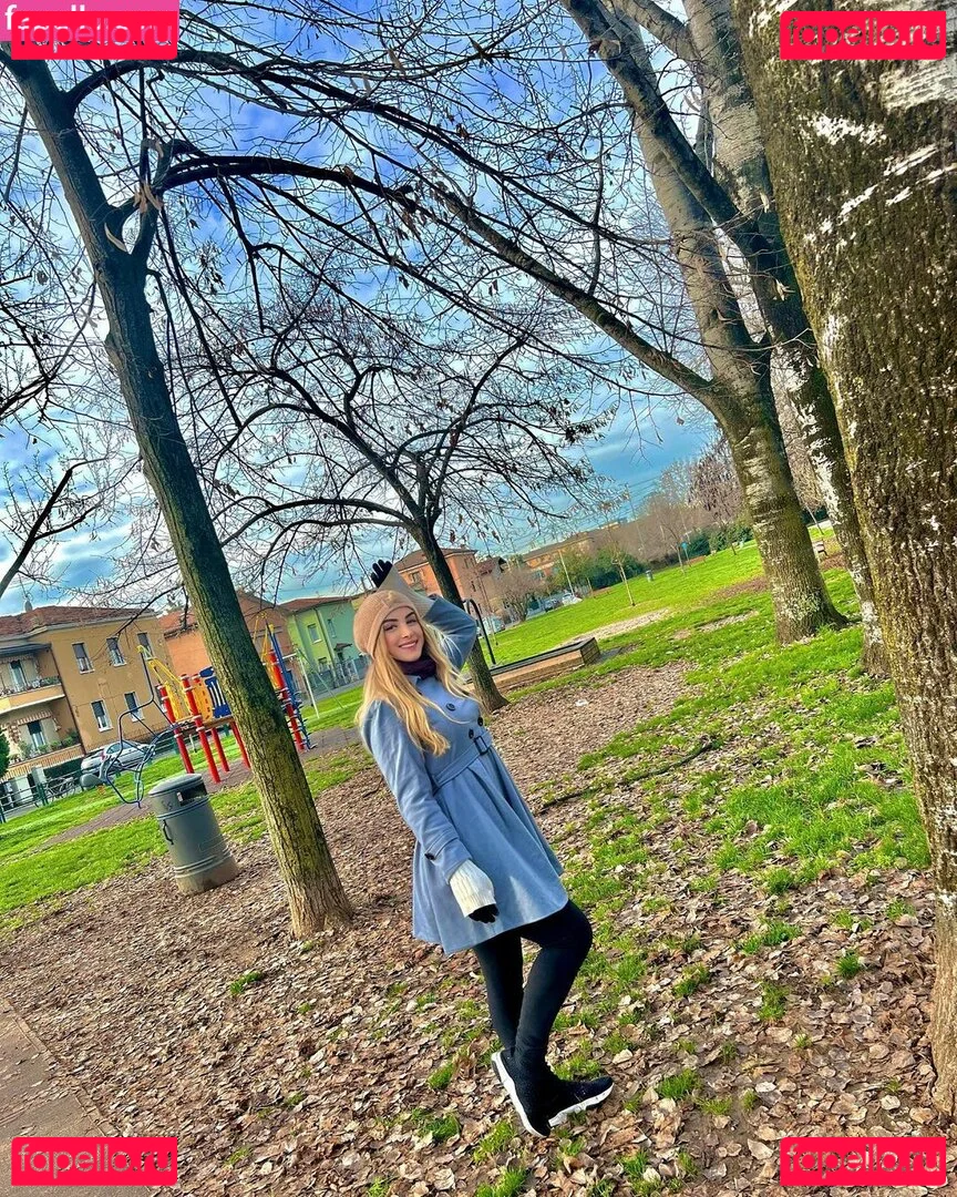 Elloah Guedes Onlyfans Photo Gallery 