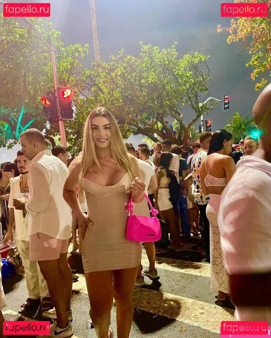 Elloah Guedes Onlyfans Photo Gallery 