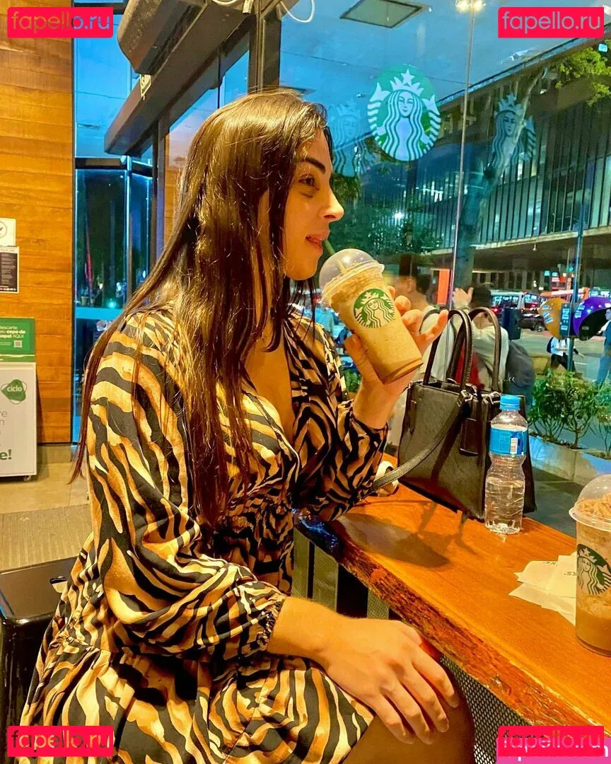 Elloah Guedes Onlyfans Photo Gallery 