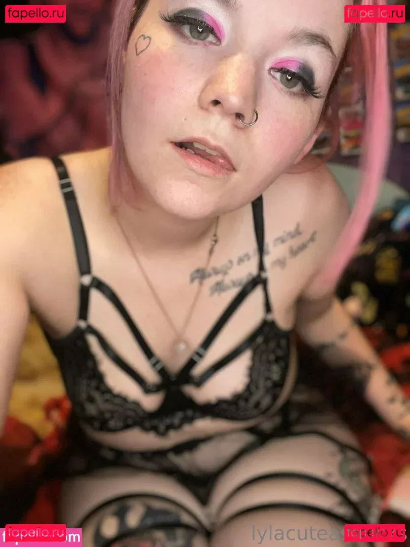 u225576879 Onlyfans Photo Gallery 