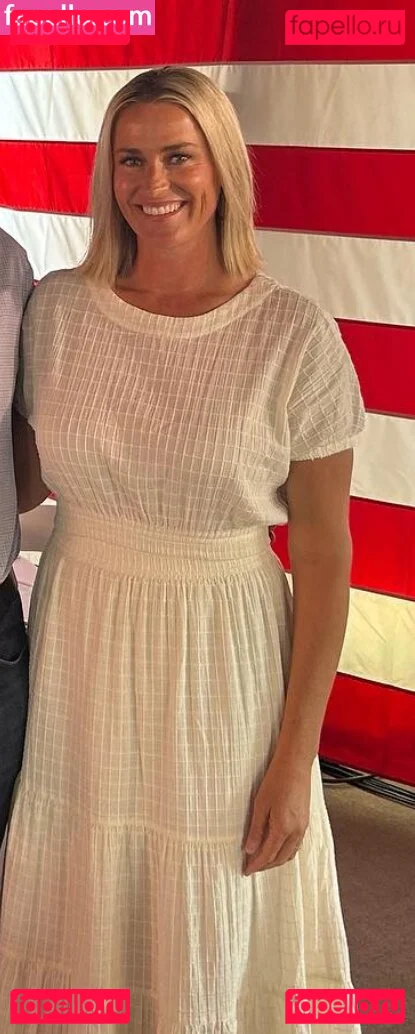 Politicians Female Onlyfans Photo Gallery 