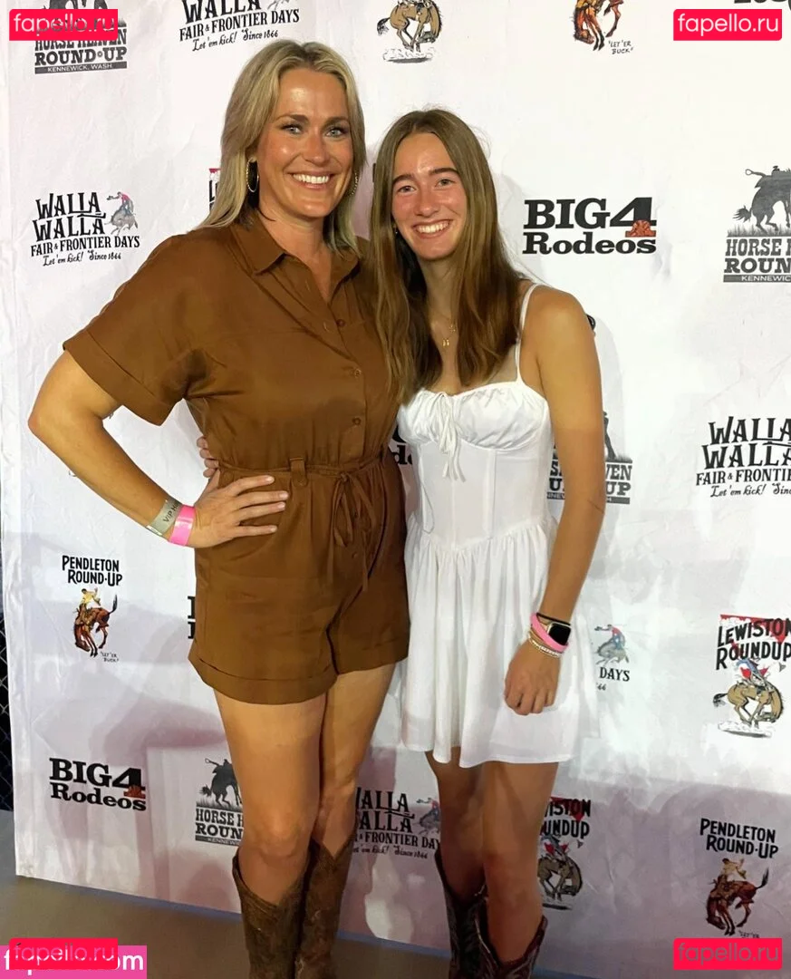 Politicians Female Onlyfans Photo Gallery 