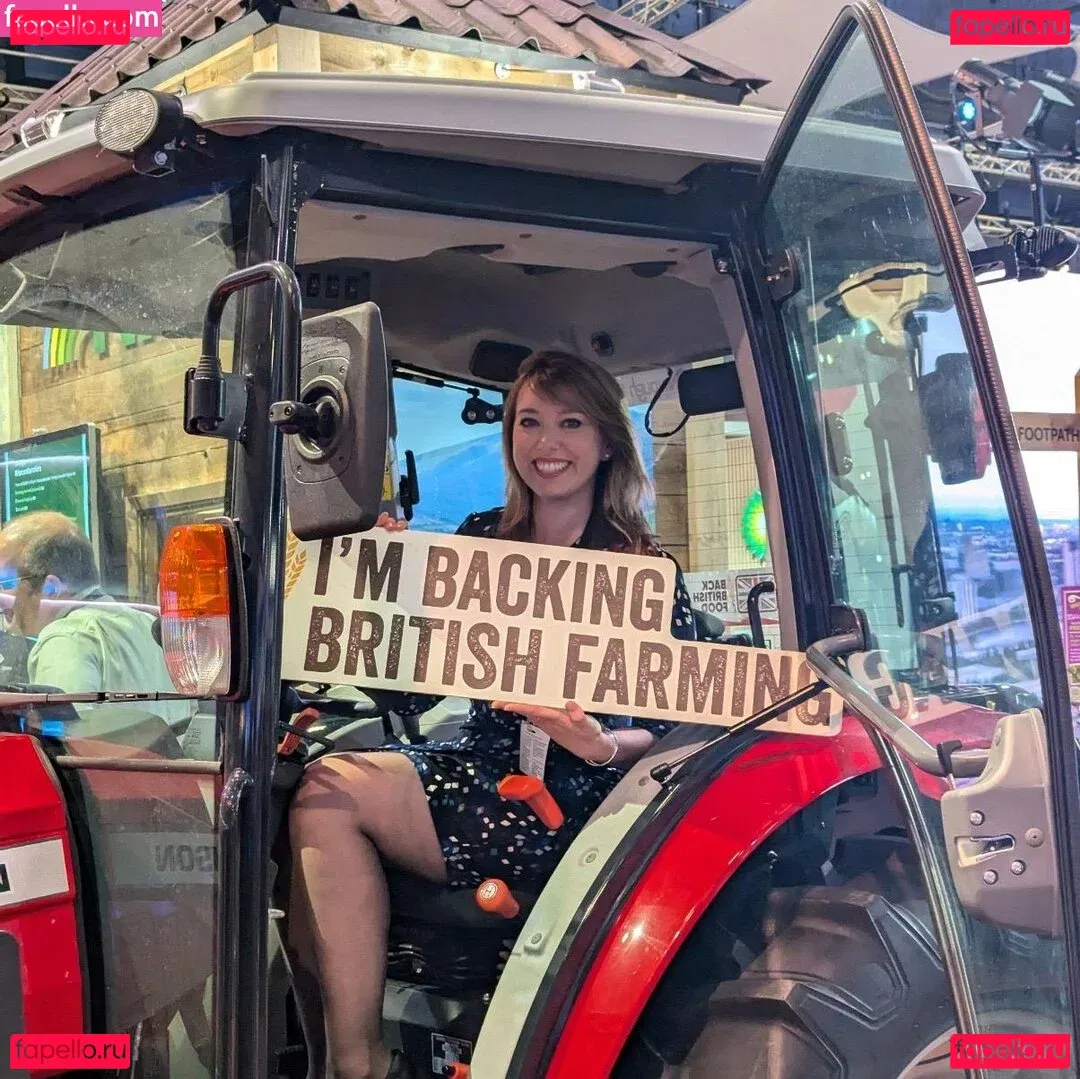 Politicians Female Onlyfans Photo Gallery 