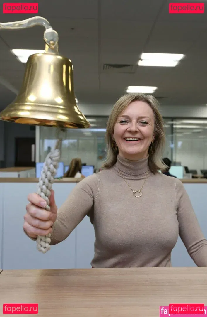 Politicians Female Onlyfans Photo Gallery 