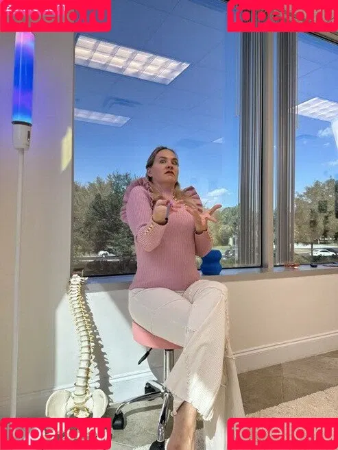 Mondragon Chiropractic Onlyfans Photo Gallery 