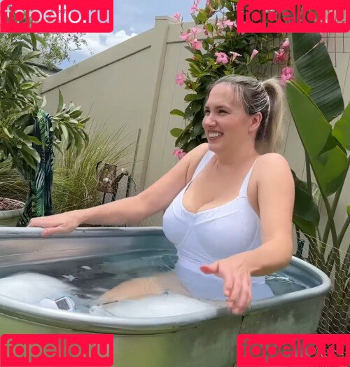 Mondragon Chiropractic Onlyfans Photo Gallery 