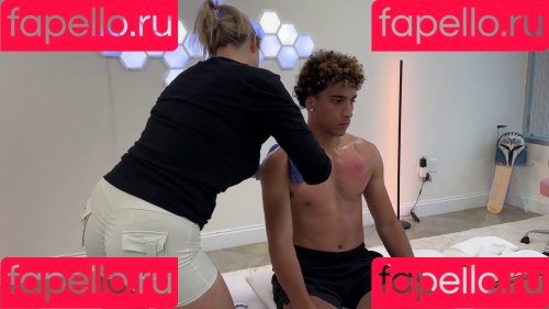 Mondragon Chiropractic Onlyfans Photo Gallery 