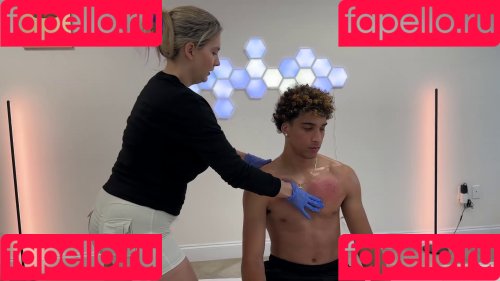 Mondragon Chiropractic Onlyfans Photo Gallery 