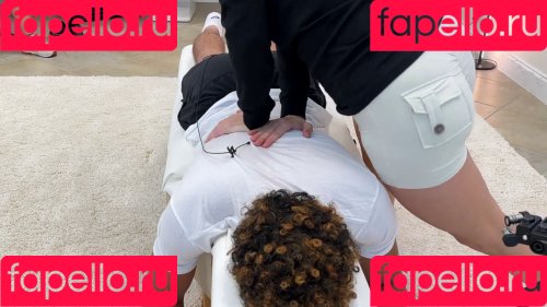 Mondragon Chiropractic Onlyfans Photo Gallery 