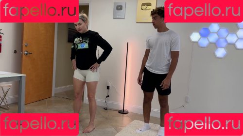 Mondragon Chiropractic Onlyfans Photo Gallery 