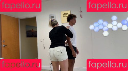 Mondragon Chiropractic Onlyfans Photo Gallery 