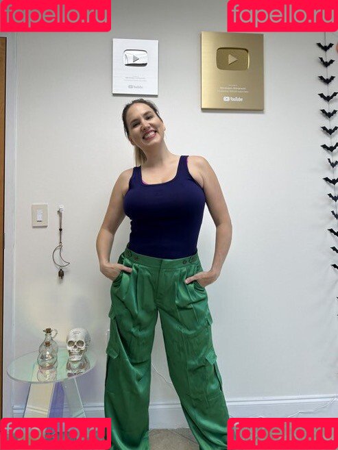 Mondragon Chiropractic Onlyfans Photo Gallery 