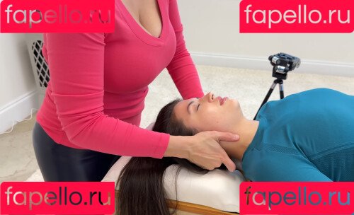 Mondragon Chiropractic Onlyfans Photo Gallery 