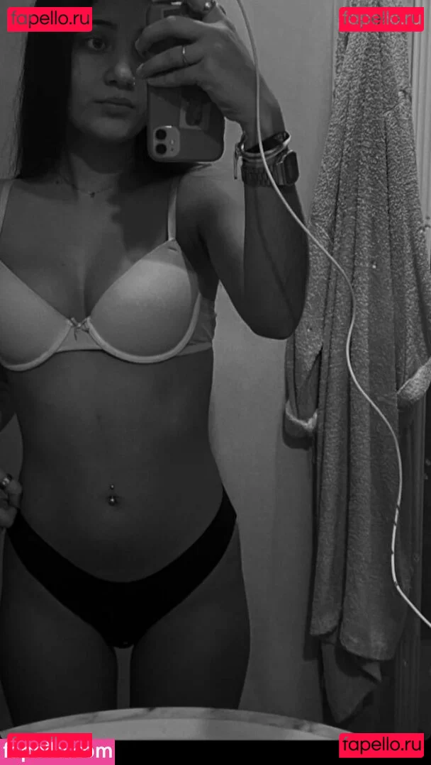 nerearoodriiguez Onlyfans Photo Gallery 