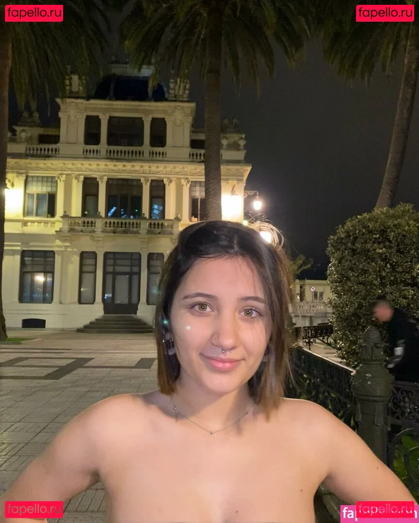 nerearoodriiguez Onlyfans Photo Gallery 