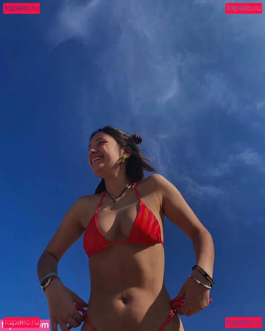 nerearoodriiguez Onlyfans Photo Gallery 