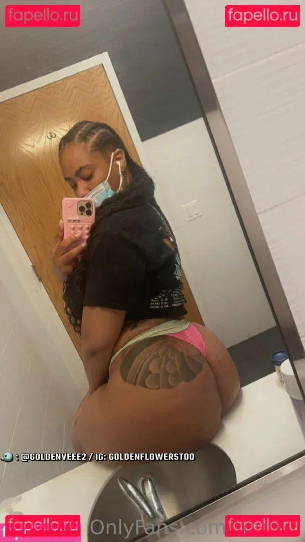 yourgfback Onlyfans Photo Gallery 