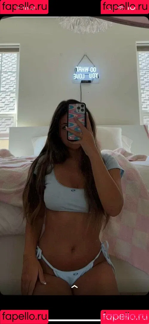 Zoe Fergurson Onlyfans Photo Gallery 