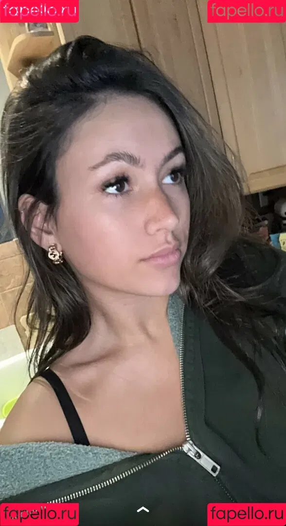 Zoe Fergurson Onlyfans Photo Gallery 
